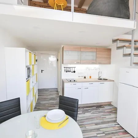 Gami Ex-Factory Lofts Apartment Ljubljana Room photo